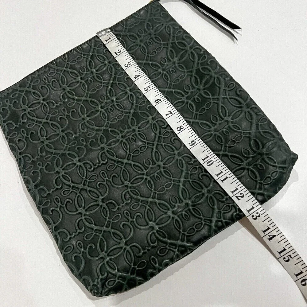 Alex And Ani Gabriel‎ Fold Over Clutch In Hunter Green (olive)